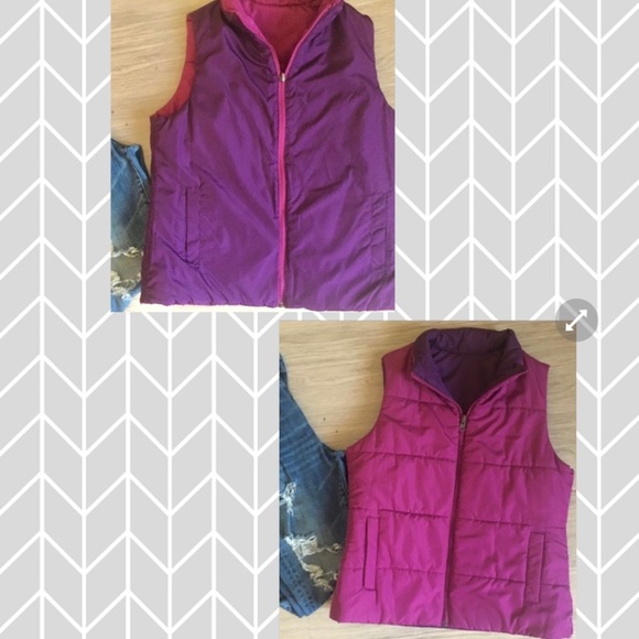 Reversible Puffer Vest - Picture 4 of 6
